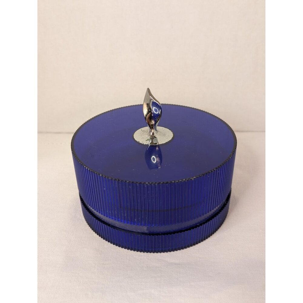 Vntg Avon Moonwind Beauty Dust Container With Silver-Toned Finial Vanity Decor